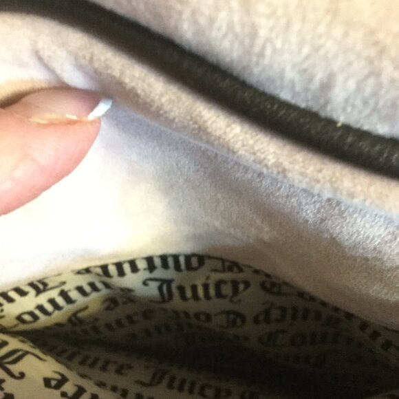 Juicy Couture carry on luggage tote excellent used  condition soft velvety pink - Picture 11 of 11